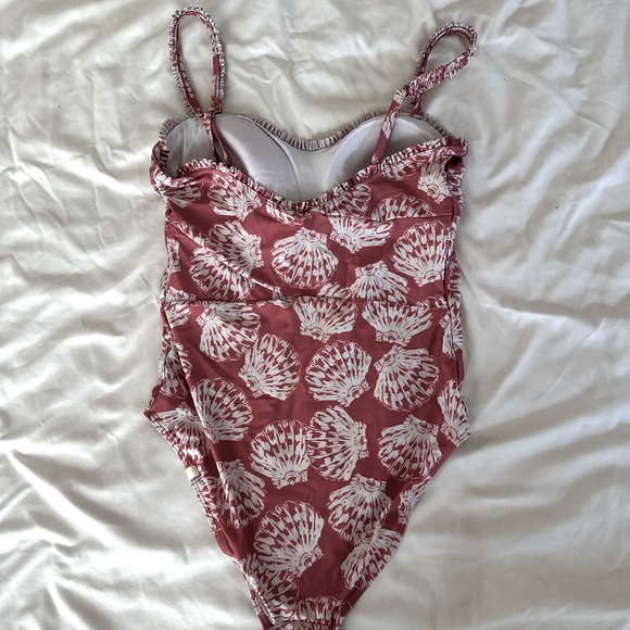 SUMMERSALT One-Piece - Picture 4 of 7